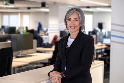 Equinix ha designado a Eulalia Flo como nueva consejera delegada para España, cargo que asume en sustitución de Ignacio Velilla, actual vicepresidente global de servicios gestionados en la compañía. Se une a Equinix desde Commvault, compañía en la que fue directora general de Iberia los últimos cinco años. Cuenta con una amplia experiencia en gestión de proyectos, consultoría y ventas en empresas como Capgemini, Business Objects, Symantec y Dell.