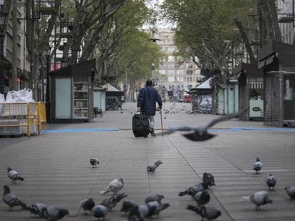 Una visió real, encara que pugui semblar distòpica, de la Rambla de Barcelona.