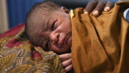 El temor al coronavirus pone en riesgo a embarazadas y bebés en África