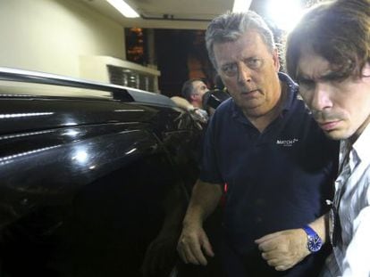 Ray Whelan (i.), durante su primera detenci&oacute;n el d&iacute;a 7. 