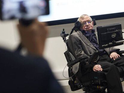 Stephen Hawking en la Universidad de Cambridge en octubre de 2016.