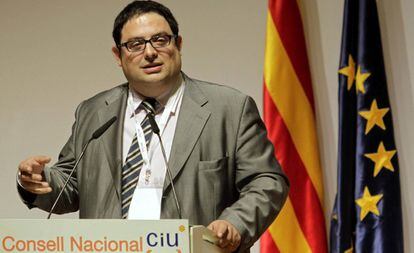 Francesc Gambús (Barcelona, 1974-Brussel·les, 2019) va ser eurodiputat d’Unió Democràtica de Catalunya. Fruit del seu distanciament amb CiU, va deixar aquesta formació i exercia com a cap de gabinet de l'europarlamentària del PP Rosa Estaràs.