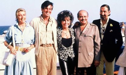 De izquierda a derecha: Margit Ohlson, George Hamilton, Elizabeth Taylor, Adnan Khashoggi y Jaime de Mora y Aragón.