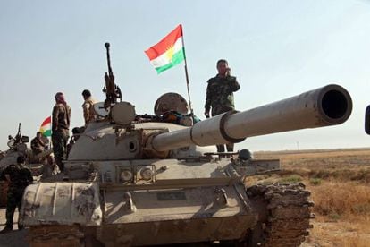Tropas kurdas durante una operaci&oacute;n contra el EI en Irak.