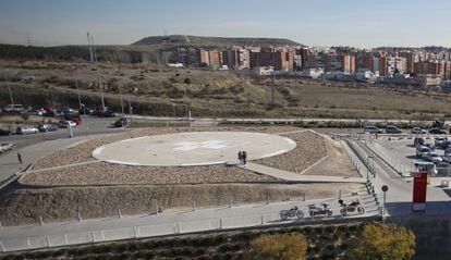 Helipuerto sin finalizar junto a las Urgencias del hospital Infanta Leonor de Vallecas. 