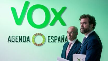 Iván Espinosa de los Monteros abandona la cúpula de Vox