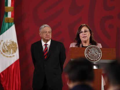 La secretaria de Energía, Rocío Nahle, junto al presidente de México, Andrés Manuel López Obrador.