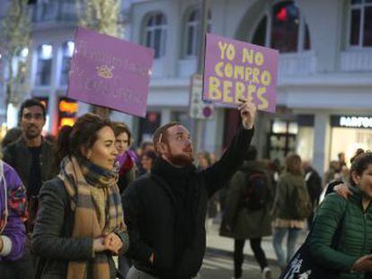 Tres especialistas en Derecho analizan la iniciativa del partido de Rivera, que presentó una proposición de ley para regular esta práctica y lo reclama en su programa electoral