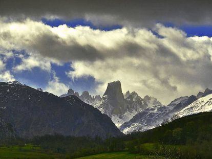 El Picu Urriellu o Naranjo de Bulnes, en la vertiente asturiana de Picos de Europa.