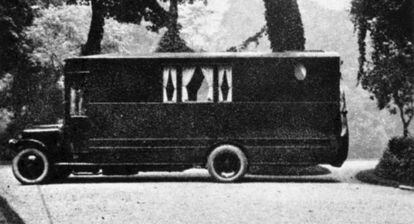 Imágenes de la autocaravana de Raymond Roussel.