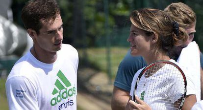 Andy Murray con Amélie Mauresmo, su exentrenadora, en una imagen de archivo.