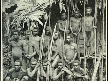 Un grupo de hombres indígenas de Nueva Guinea, en una imagen sin fecha.