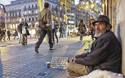 Un sense sostre a la pla&ccedil;a d&#039;Urquinaona de Barcelona.