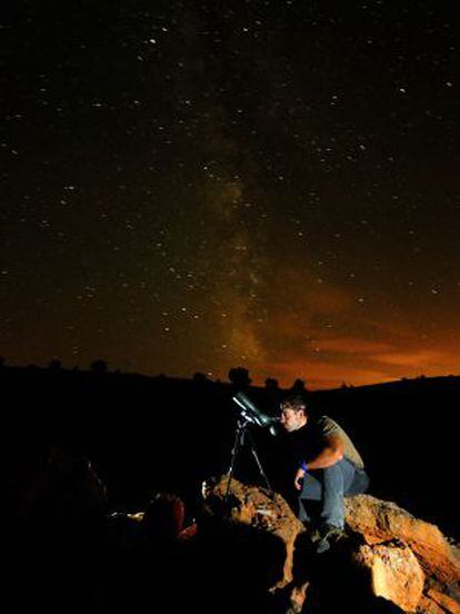Observación de estrellas en Sagides (Soria).