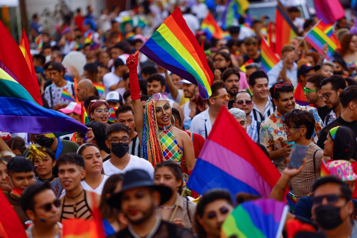 Marcha Del Orgullo LGBT+ 2022 En Ciudad De México: Cuándo Es, Rutas ...