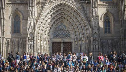 La fa&ccedil;ana de la catedral de Barcelona.