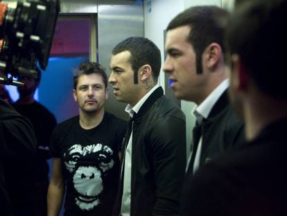 Kike Ma&iacute;llo y Mario Casas, en el rodaje de &#039;Toro&#039;.