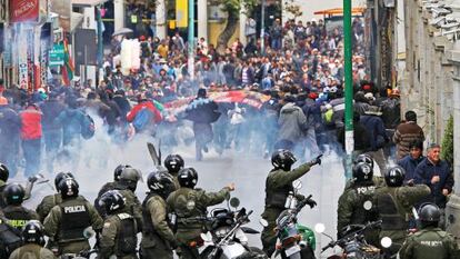 Entre 1970 y 2010 Bolivia registró casi una protesta diaria. En la imagen, una marcha de mineros en La Paz.