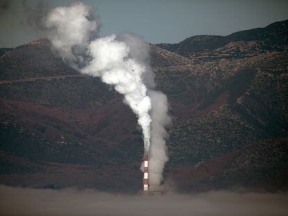 Planta térmica de carbón en Megalopoli, Grecia.