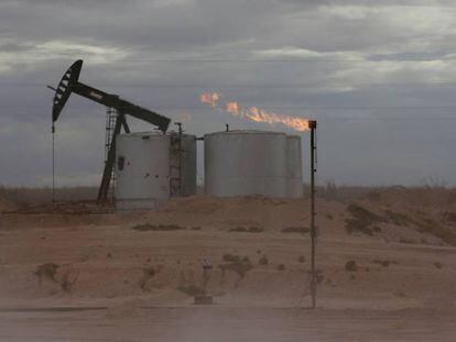 Instalaciones petrolíferas en la Cuenca Pérmica, en Loving County (Texas, EE UU).