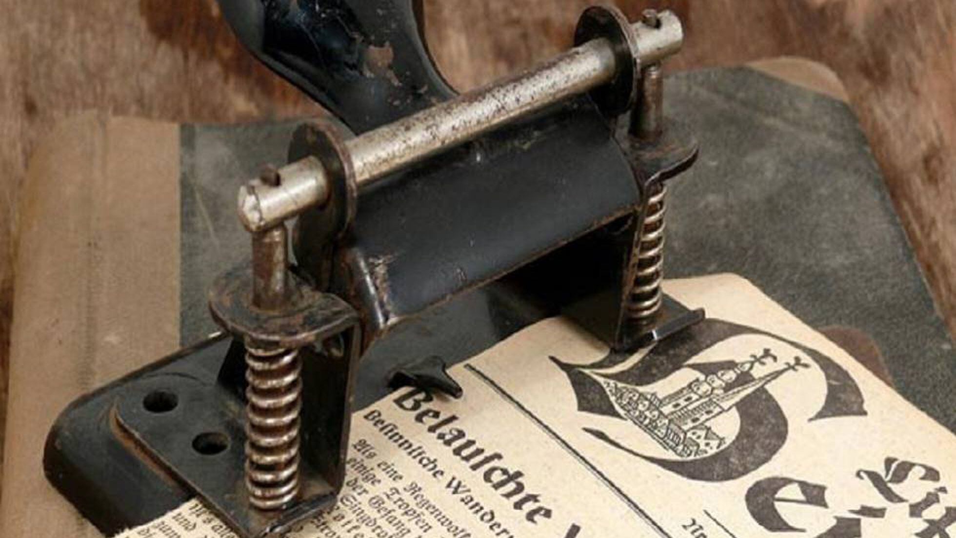 seda norte analizar Historia de la perforadora de papel, ingeniería alemana al servicio  doméstico | Noticias de actualidad | EL PAÍS
