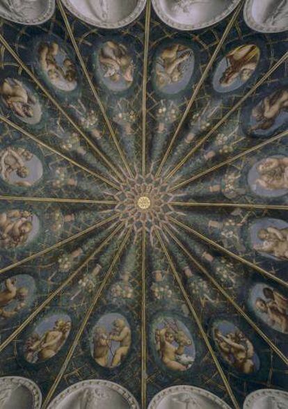 Frescos de Correggio en el convento de San Paolo, en Parma (Italia).