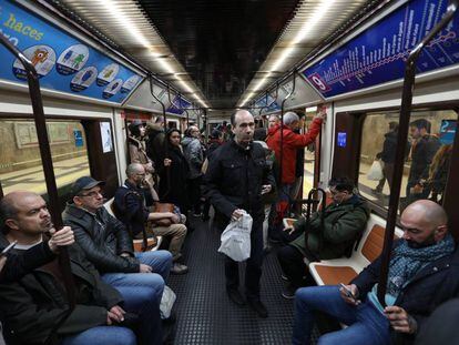 Un vagón del metro de Madrid. 