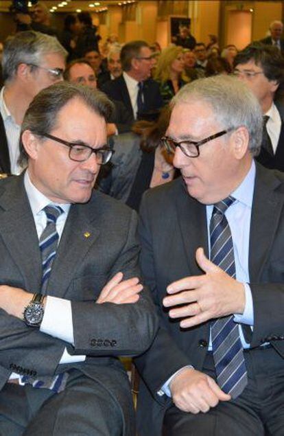 Artur Mas (i) y Josep Poblet.