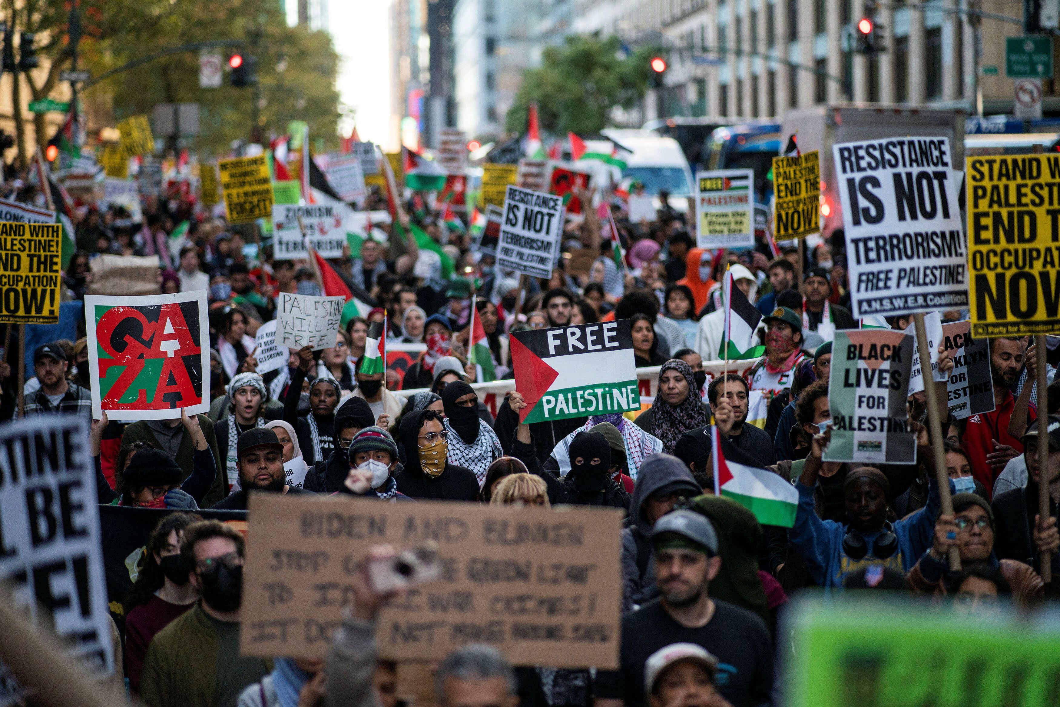 Manifestación en apoyo a los palestinos que viven en Gaza el viernes en Nueva York.