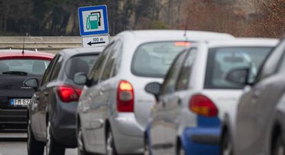 Conductores en Dobrovo, localidad de Eslovenia  cercana a la frontera con Italia