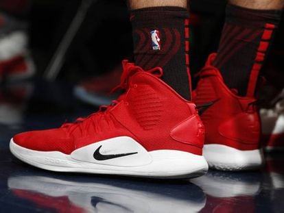 Las Nike Hyperdunks del jugador Zach Collins, jugador de los Portland Trail Blazers.