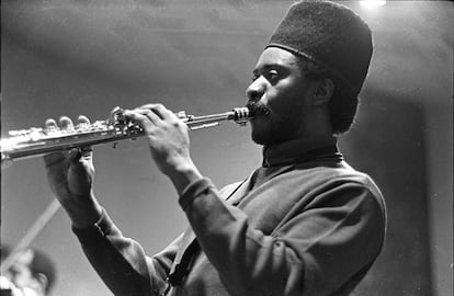 Pharoah Sanders, al soprano en una imagen de los años sesenta.