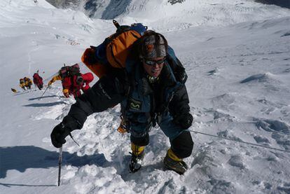 Pasabán ascendiendo el Manaslu en 2008.