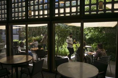 Terraza del restaurante Bosco de Lobos.