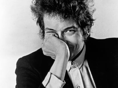 La historia de 25 imágenes de Bob Dylan en la intimidad