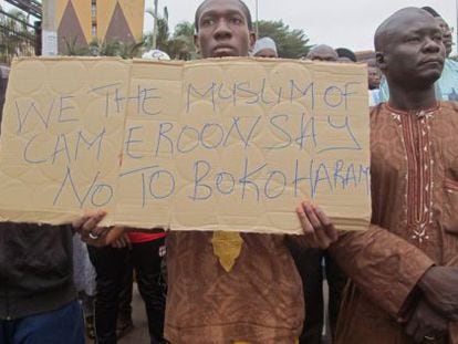 Una marcha en apoyo a la intervenci&oacute;n militar contra Boko Haram, esta semana en Yaound&eacute;, Camer&uacute;n. 