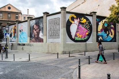 Grafitis en Tabacalera, resultado de la primera edición de 'Muros de Tabacalera'.