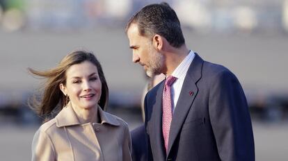 Felipe VI y la reina Letizia, a su llegada hoy a Japón.
