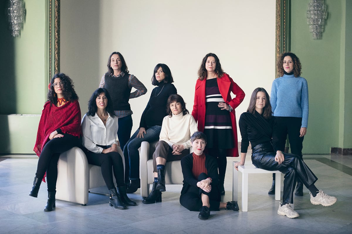Poets for a New 27 The Generation of Women Dominating Poetry in Spanish