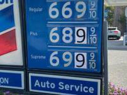Gasolinera de Chevron en Los Ángeles, California (EE UU).