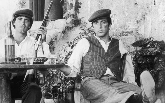 Franco Citti y Al Pacino en 'El Padrino II'.