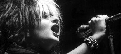 Actuación de Alaska y los Pegamoides en el festival de rock Villa de Madrid en 1982.