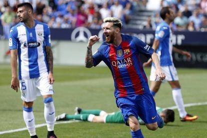El jugador argentí del FC Barcelona Lionel Messi, celebra el gol que ha marcat al Leganés.