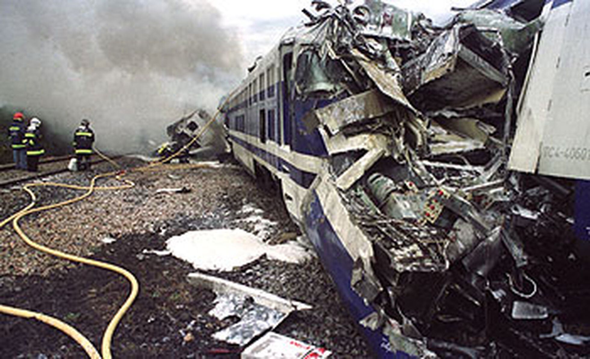 Al menos 25 heridos en el choque de dos trenes Talgo en la provincia de