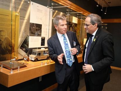 El president de la Generalitat, Quim Torra, amb el president de SRI Internacional, Stephen Ciesinski, a Palo Alto, aquest dimecres.