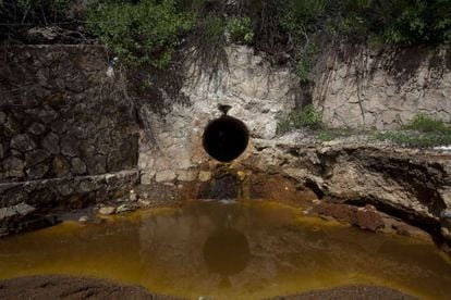 Uno de los desagües de la mina Buenavista del Cobre, en Cananea (Sonora, noroeste de México).