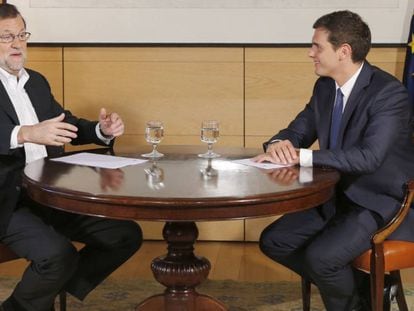 Mariano Rajoy y Albert Rivera este miércoles, al inicio de la reunión.