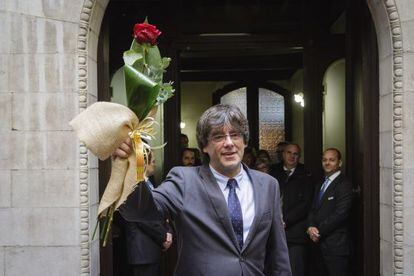 El nou president de la Generalitat catalana, Carles Puigdemont, després de renunciar ahir a l'alcaldia de Girona.