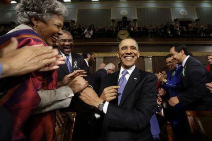 El presidente Barack Obama llega al Capitolio antes de pronunciar su discurso sobre el Estado de la Uni&oacute;n.