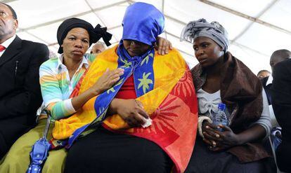 Varias ceremonias se han celebrado hoy en honor de los 44 mineros fallecidos en la mina de Marikana.